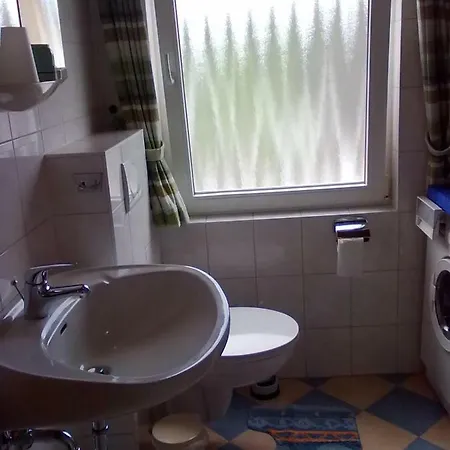 Haus Stefanie Casa de Férias Niederburg