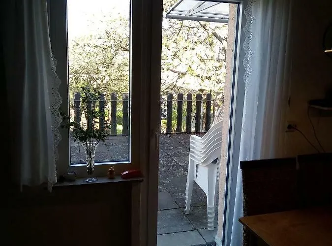 Haus Stefanie Dom wakacyjny Niederburg